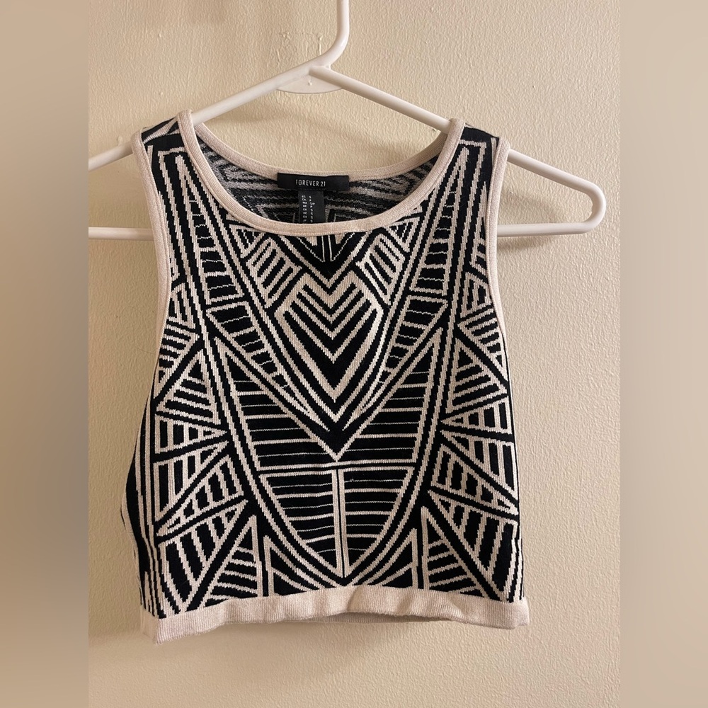 Crop top
